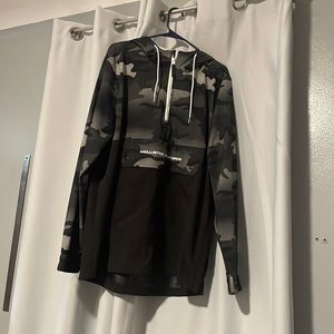 Hollister Camouflage Windbreaker, Size XL